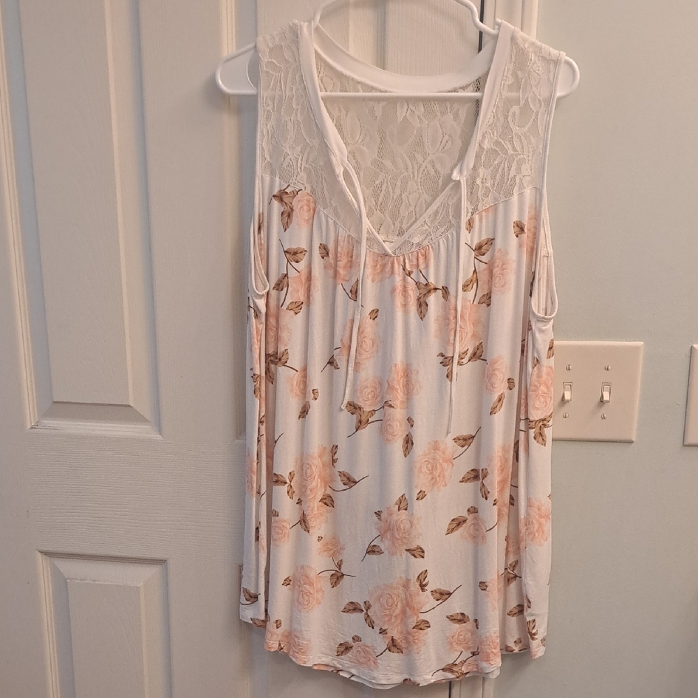 Torrid White and Pink Floral Lace Tank Top